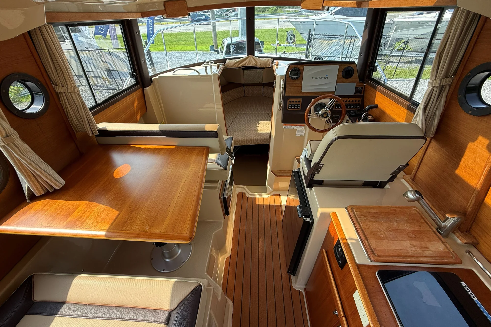 2019 Ranger Tugs R-23 - Image 5