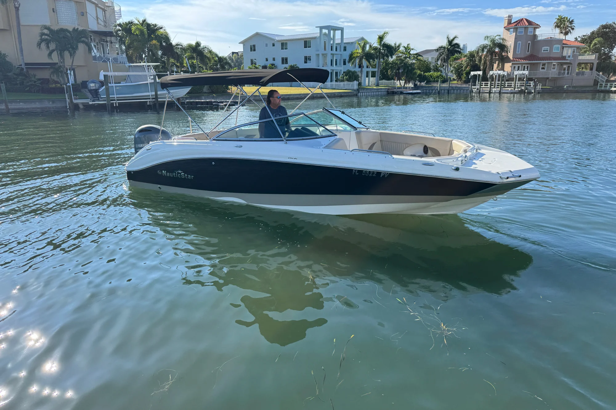 2014 NauticStar 243 DC