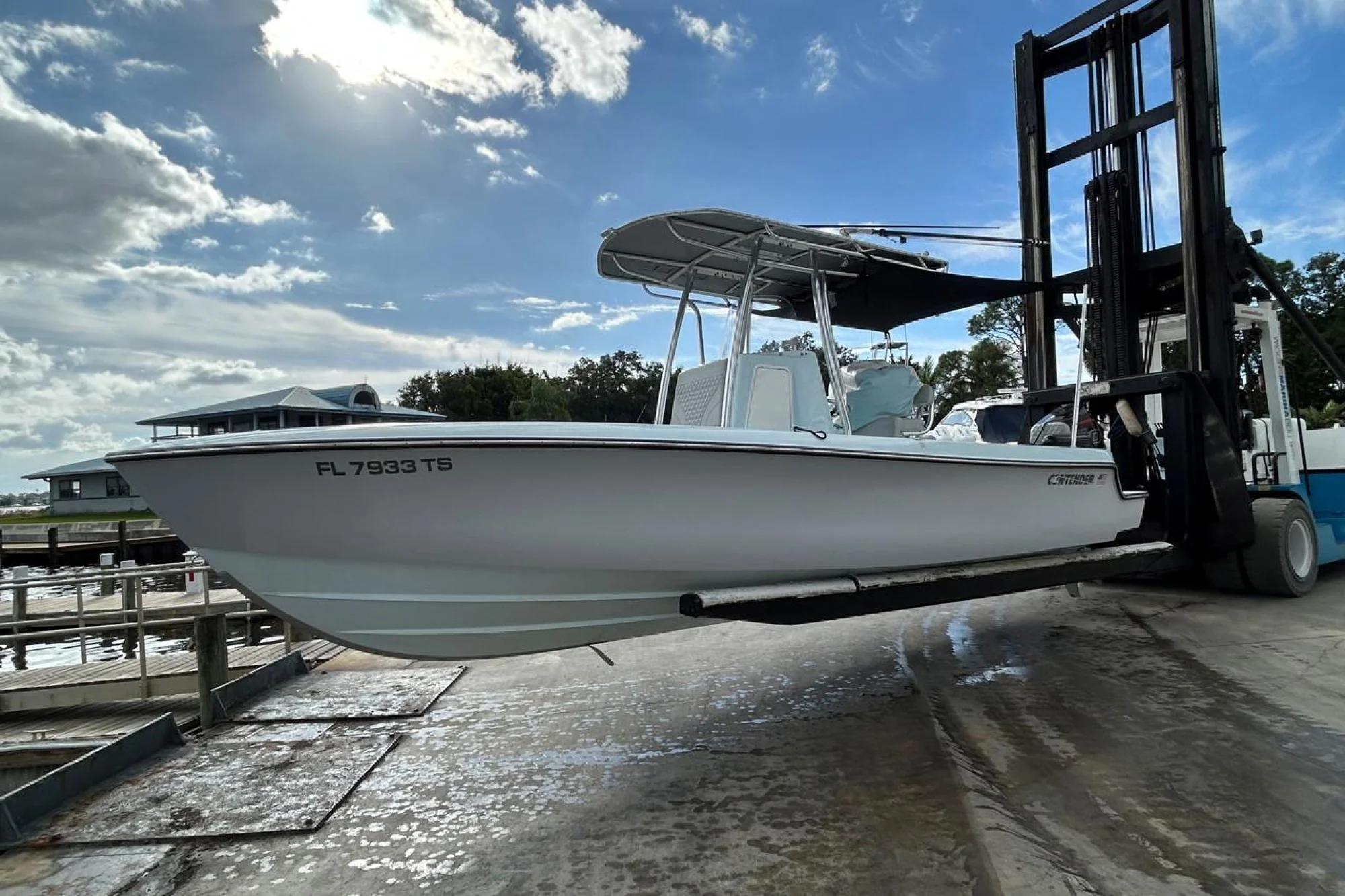 Contender 24 Sport - Image 5