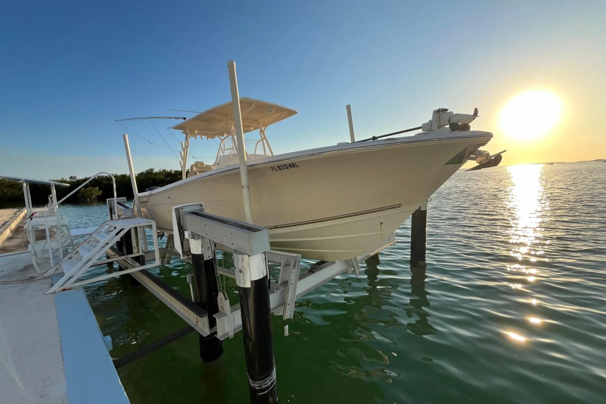 2014 Cobia 296 Center Console | 29ft
