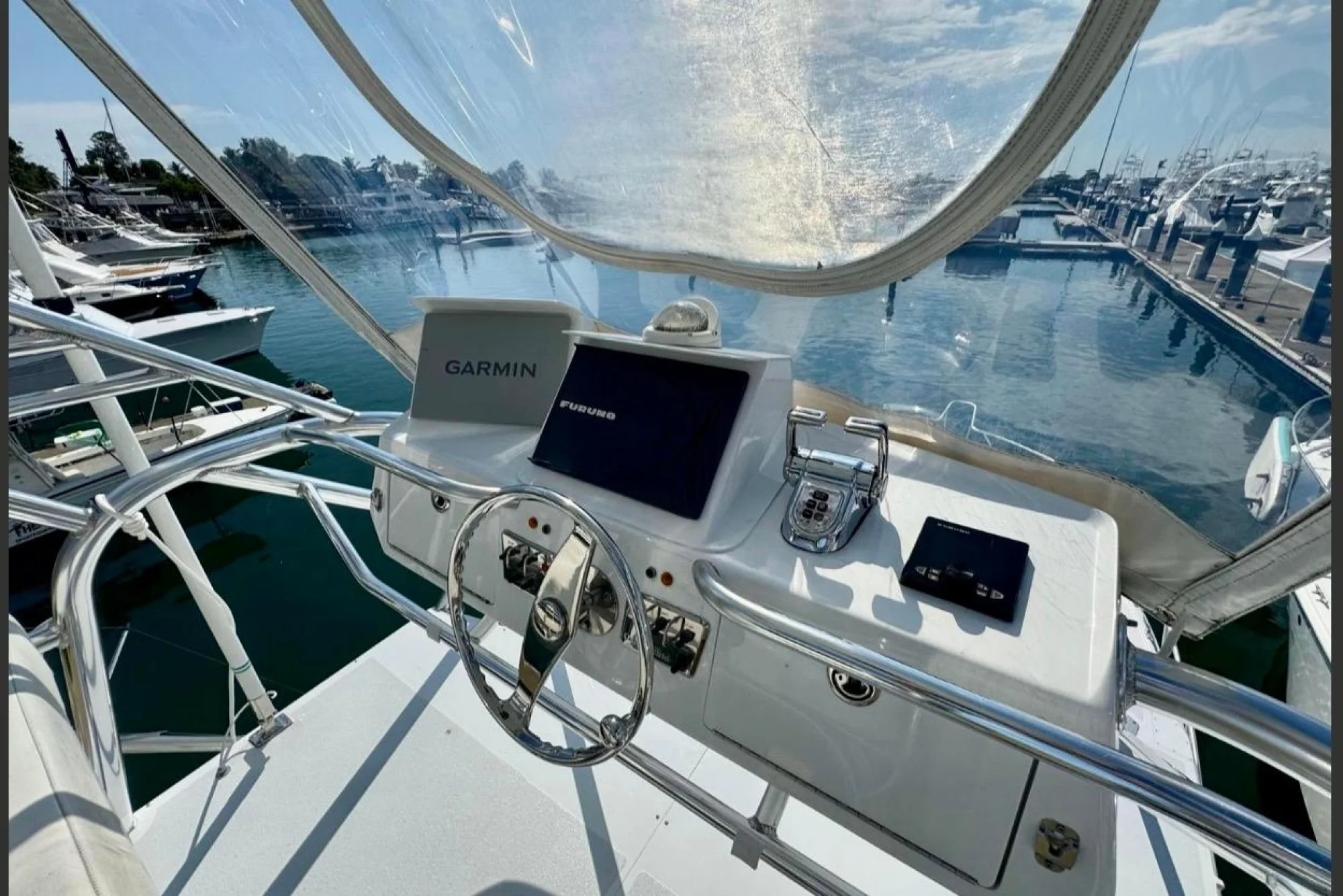 2004 Cabo 40 Express - Image 5