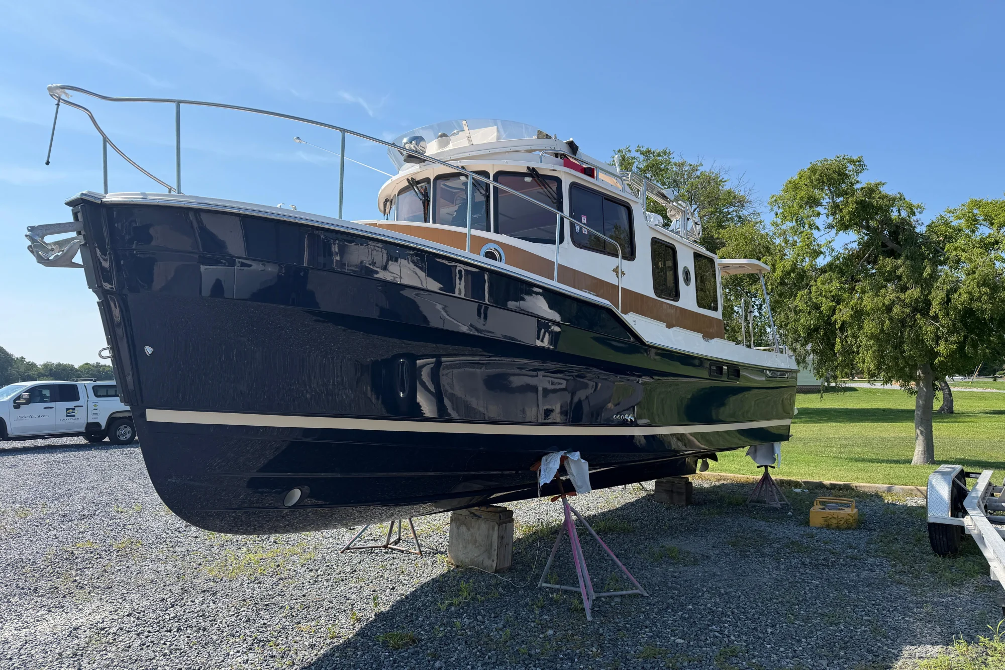 2023 Ranger Tugs R-31 CB - Main Image