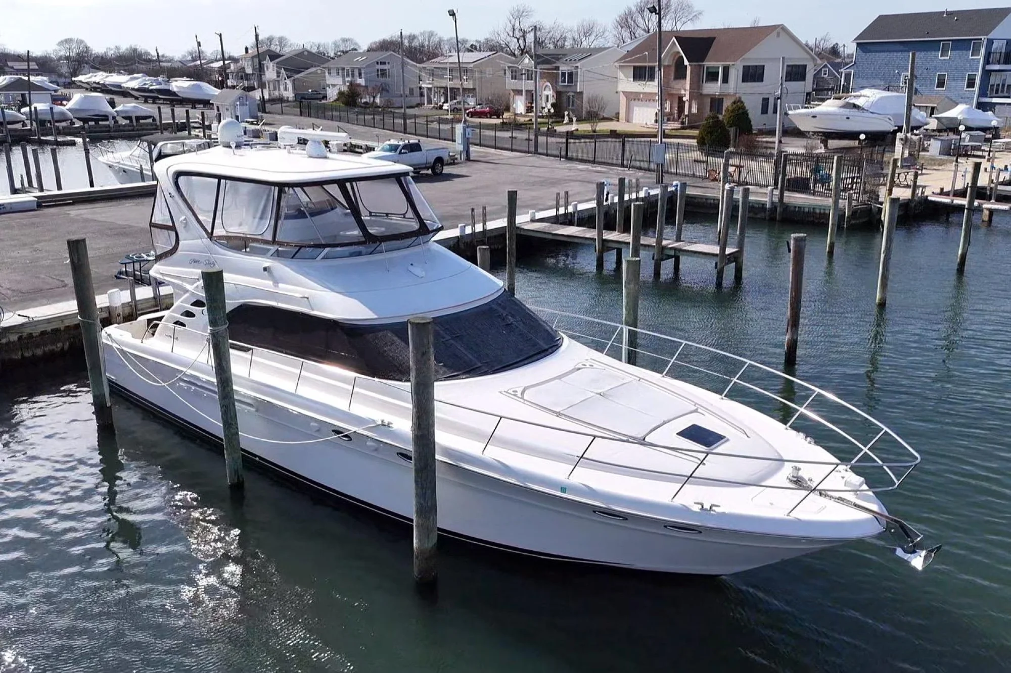 2001 Sea Ray 560 Sedan Bridge - Image 2