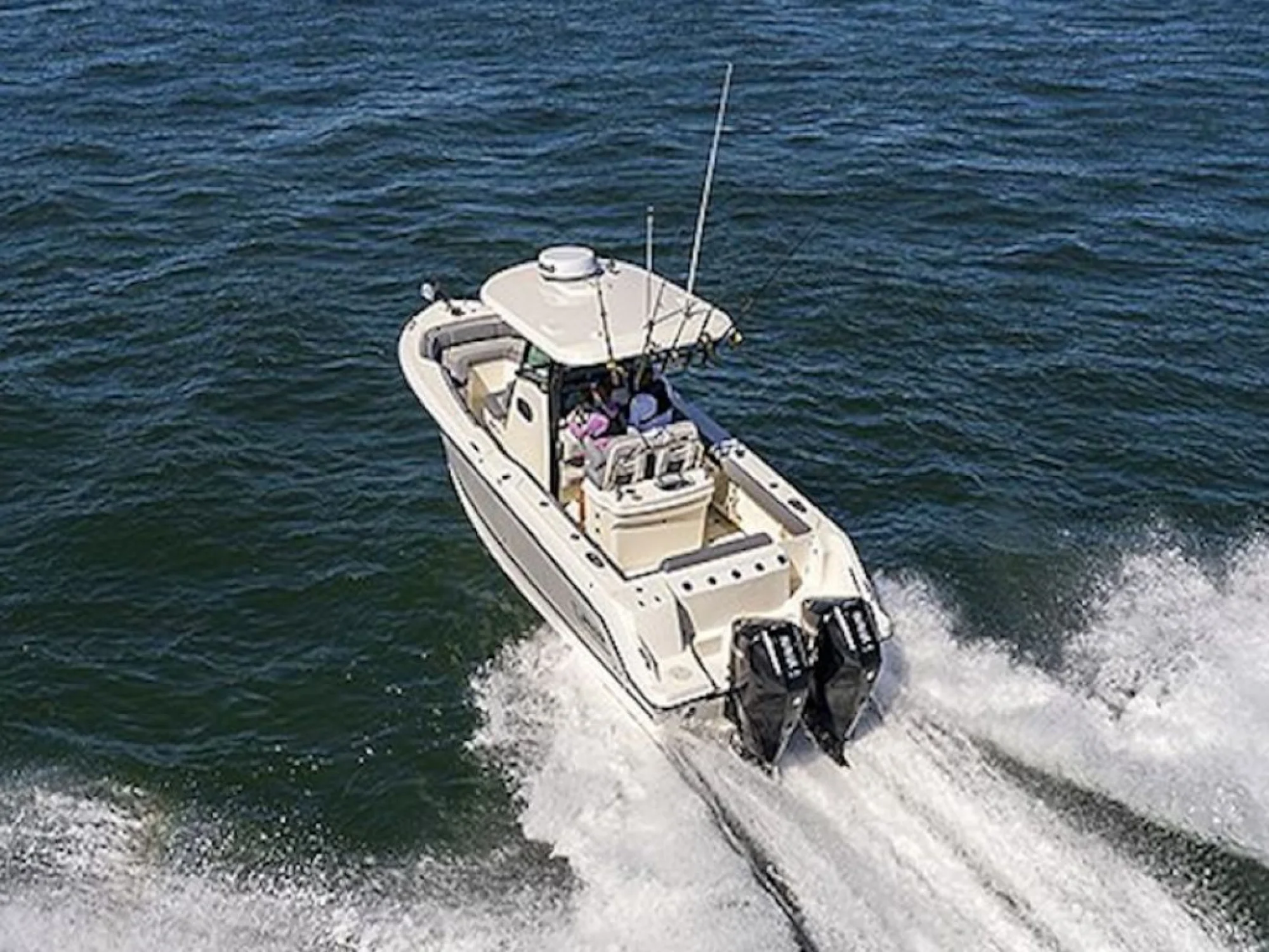 Boston Whaler 250 Outrage - Image 2