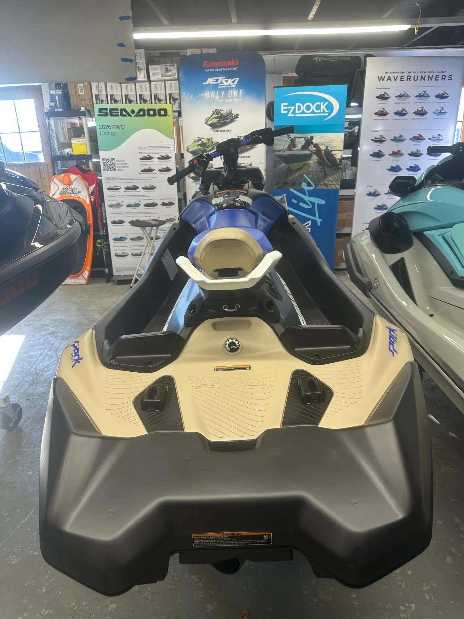 2025 Sea-Doo Spark Trixx for 3 - Image 4