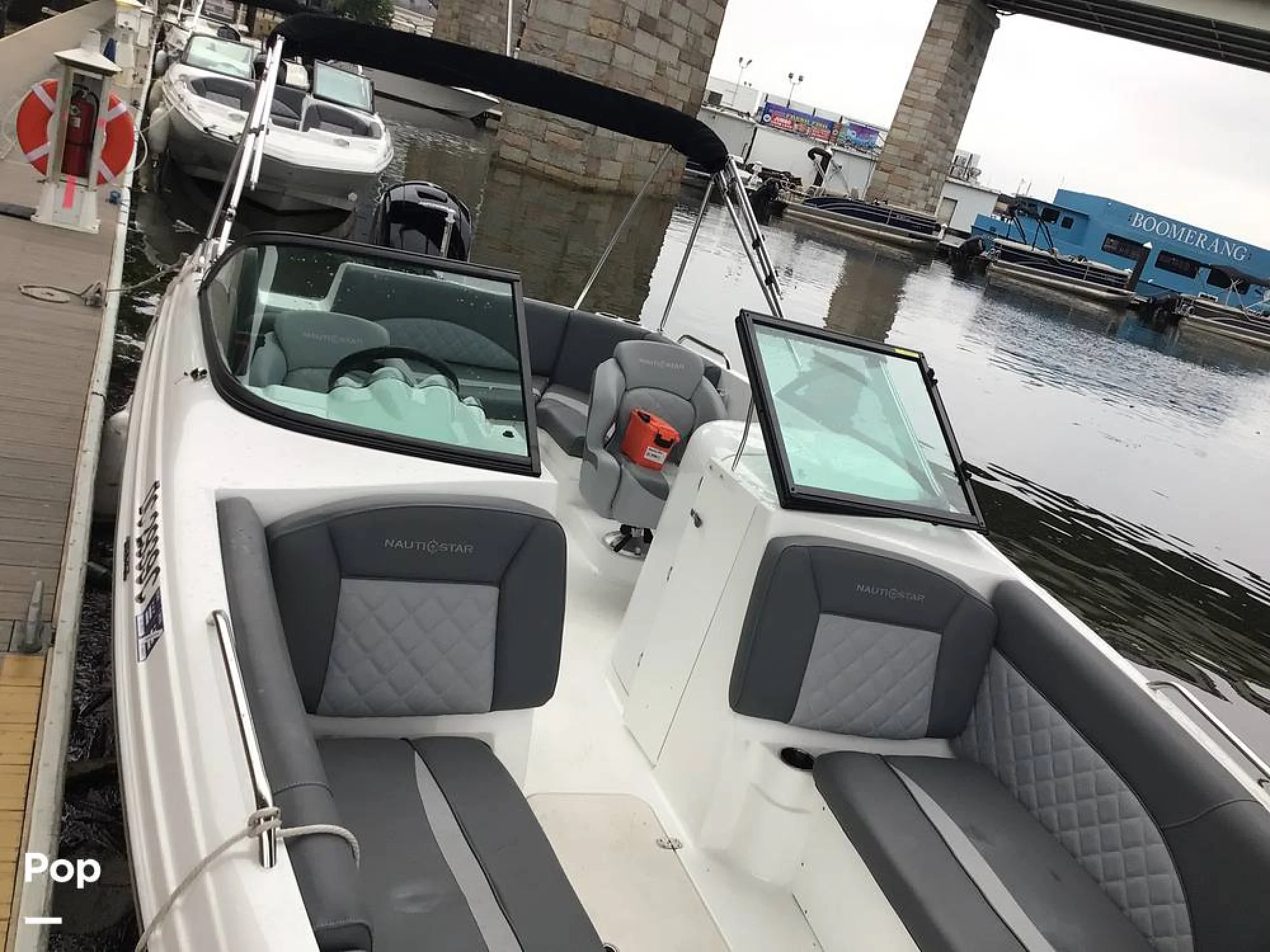 2025 NauticStar 223 DC - Image 5