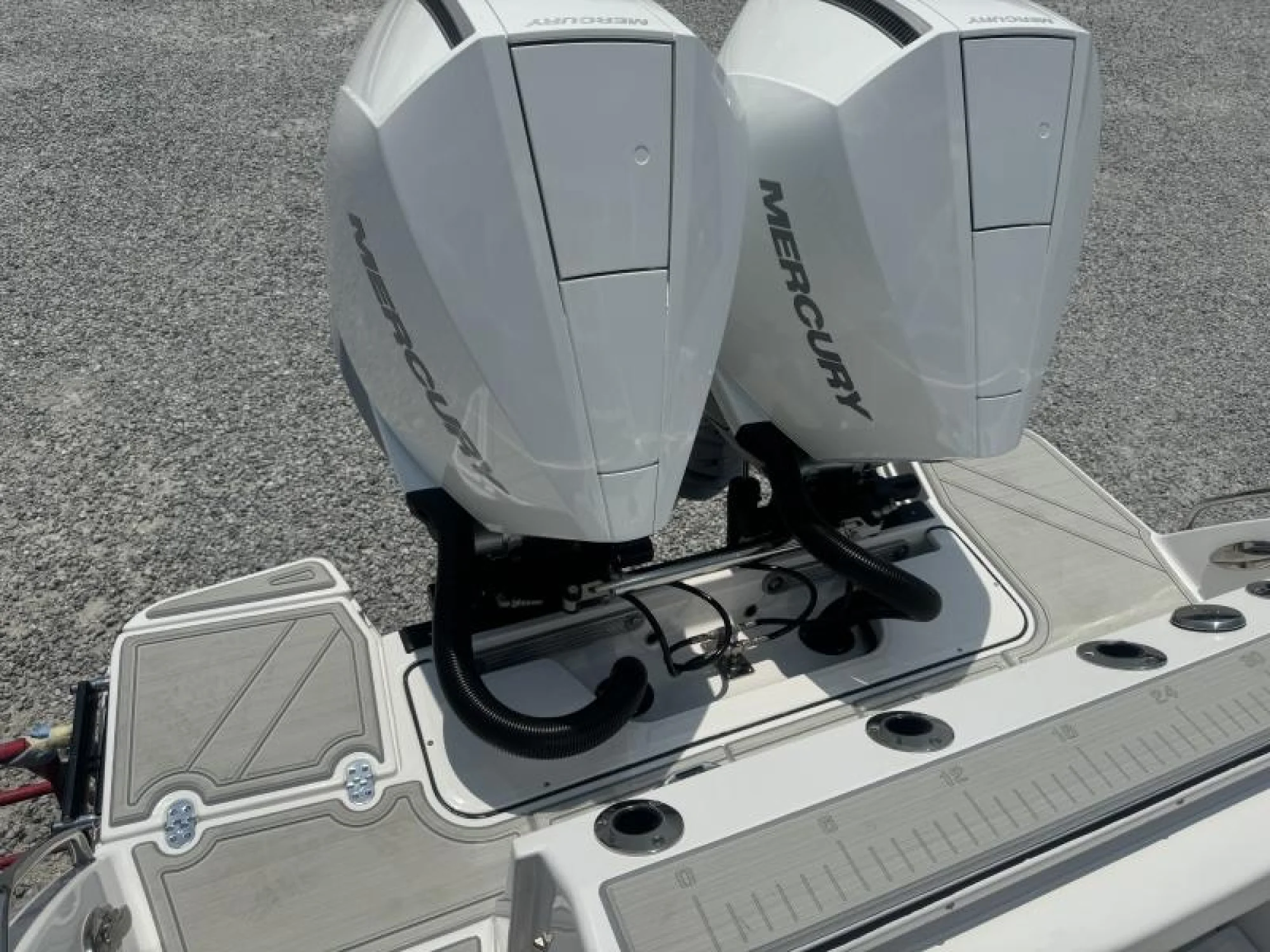 2026 Blackfin 272 CC - Image 3