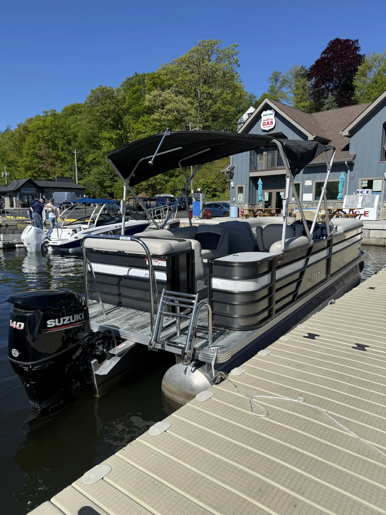 2020 Crest 240 DLX - Image 2