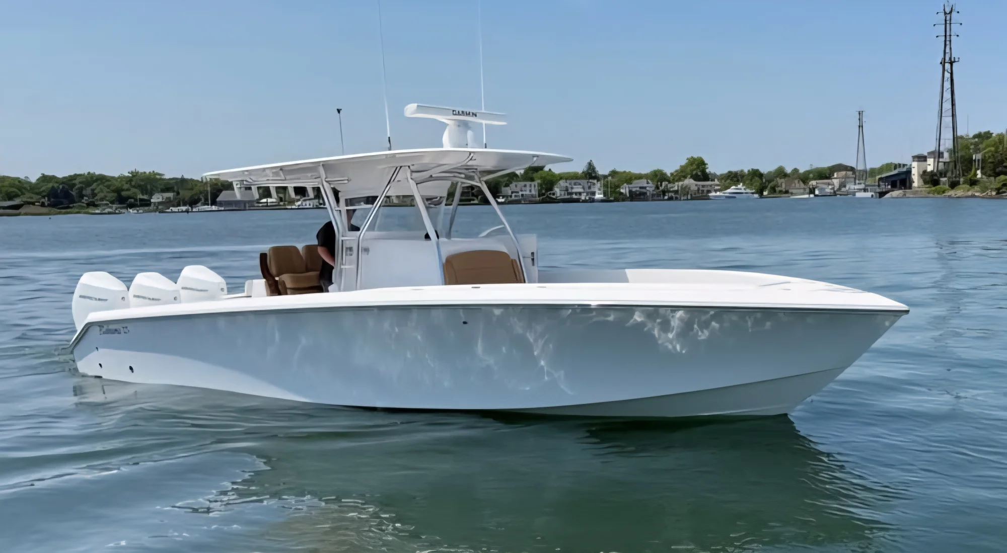 2025 35 Bahama 35 Super Center Console - 35ft - Main Image