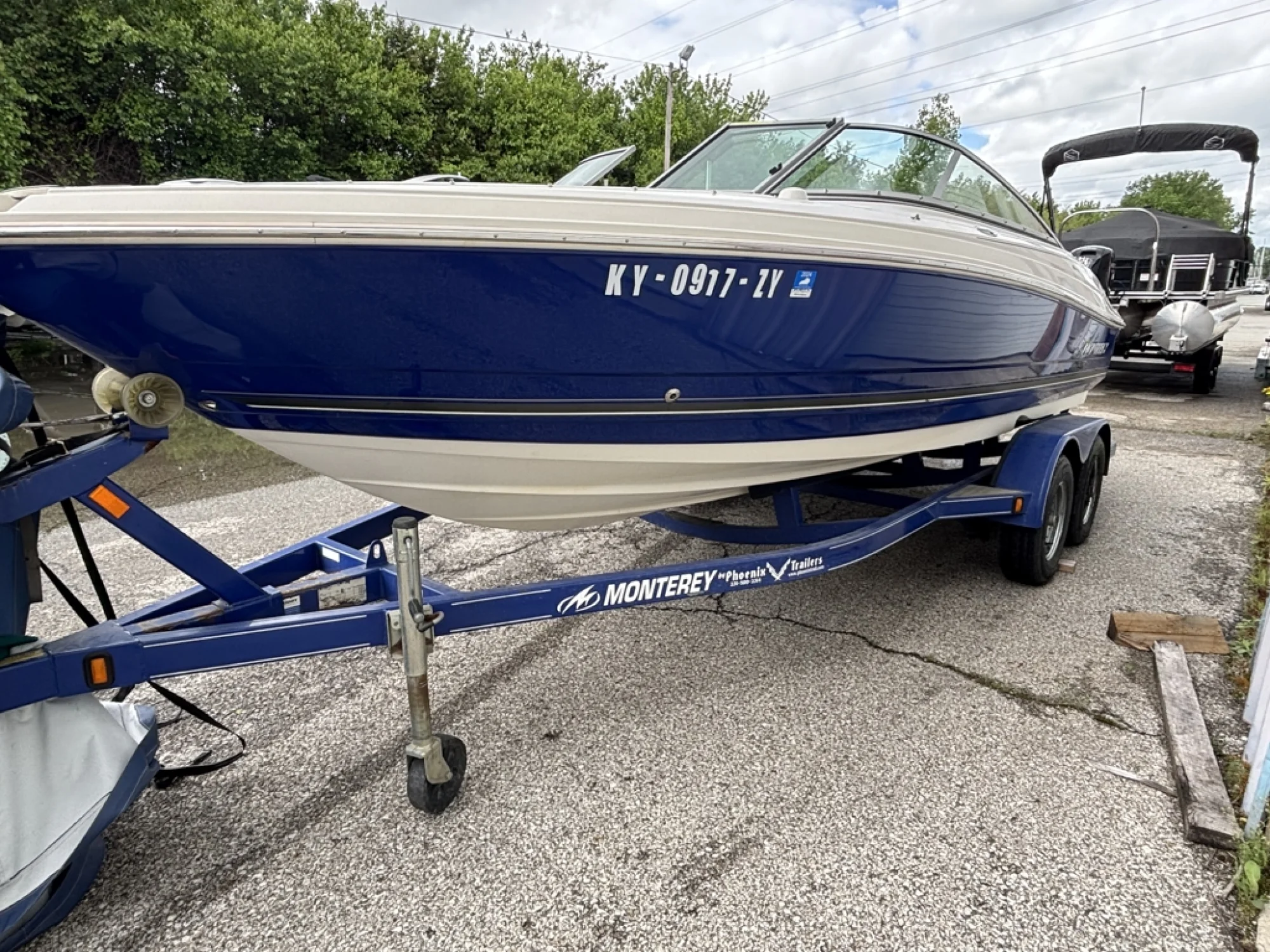 2005 Monterey Sportboats 194 FS - Image 4