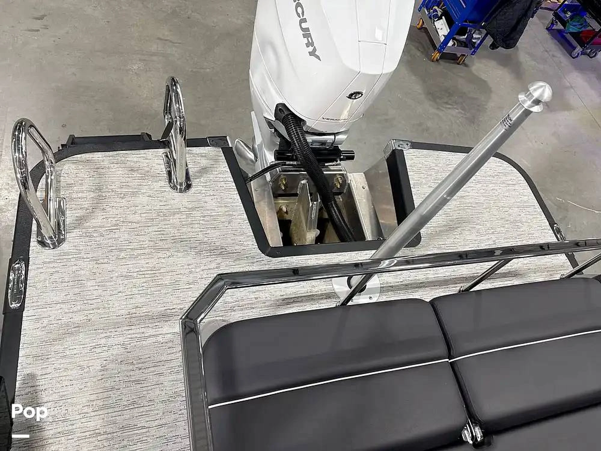 2025 Bennington 25 RXSB - Image 5