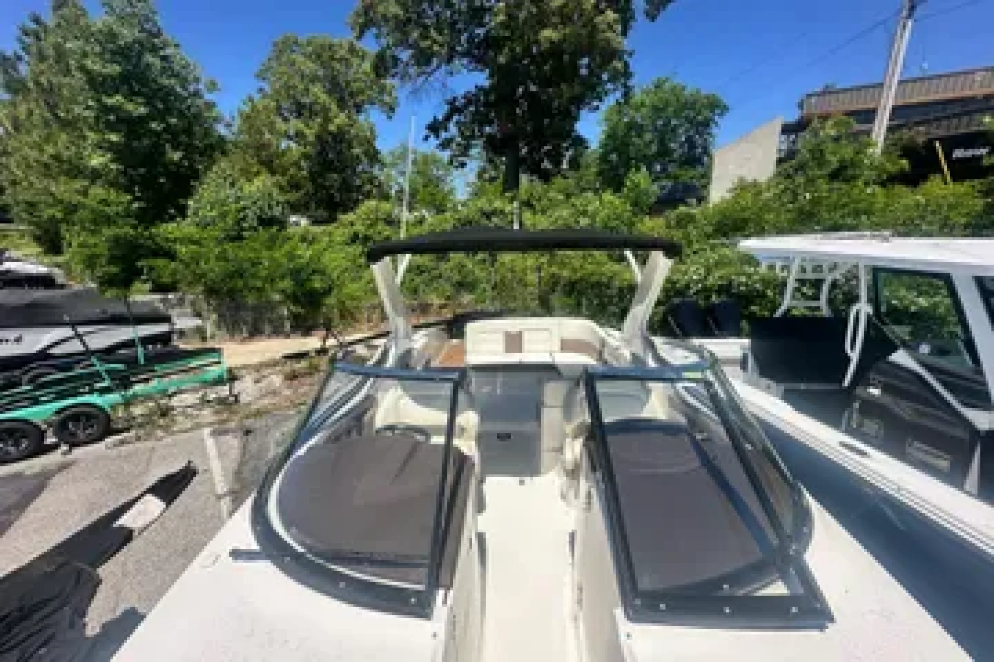 2014 Chaparral 307 SSX - Image 2