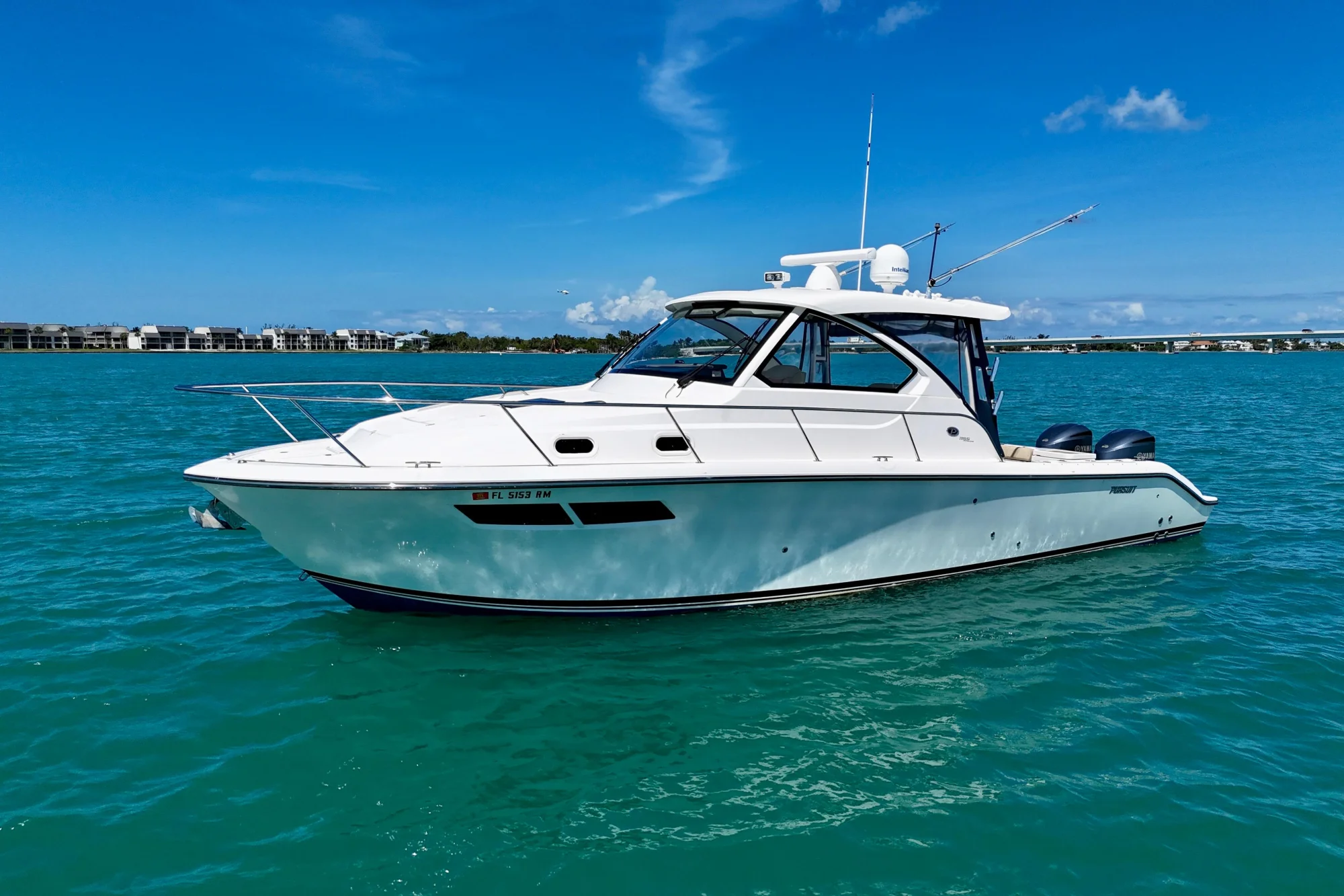 2018 Pursuit OS 355 Offshore - Image 2
