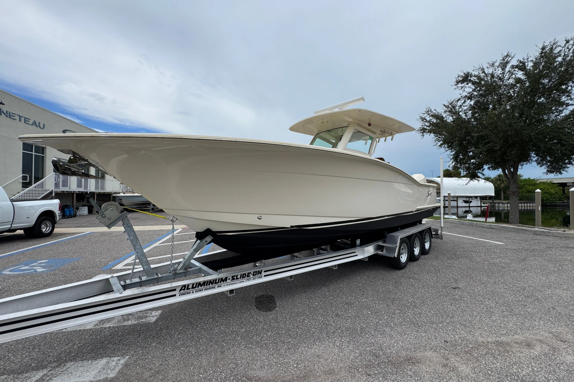 2020 Scout 300 LXF - Image 2