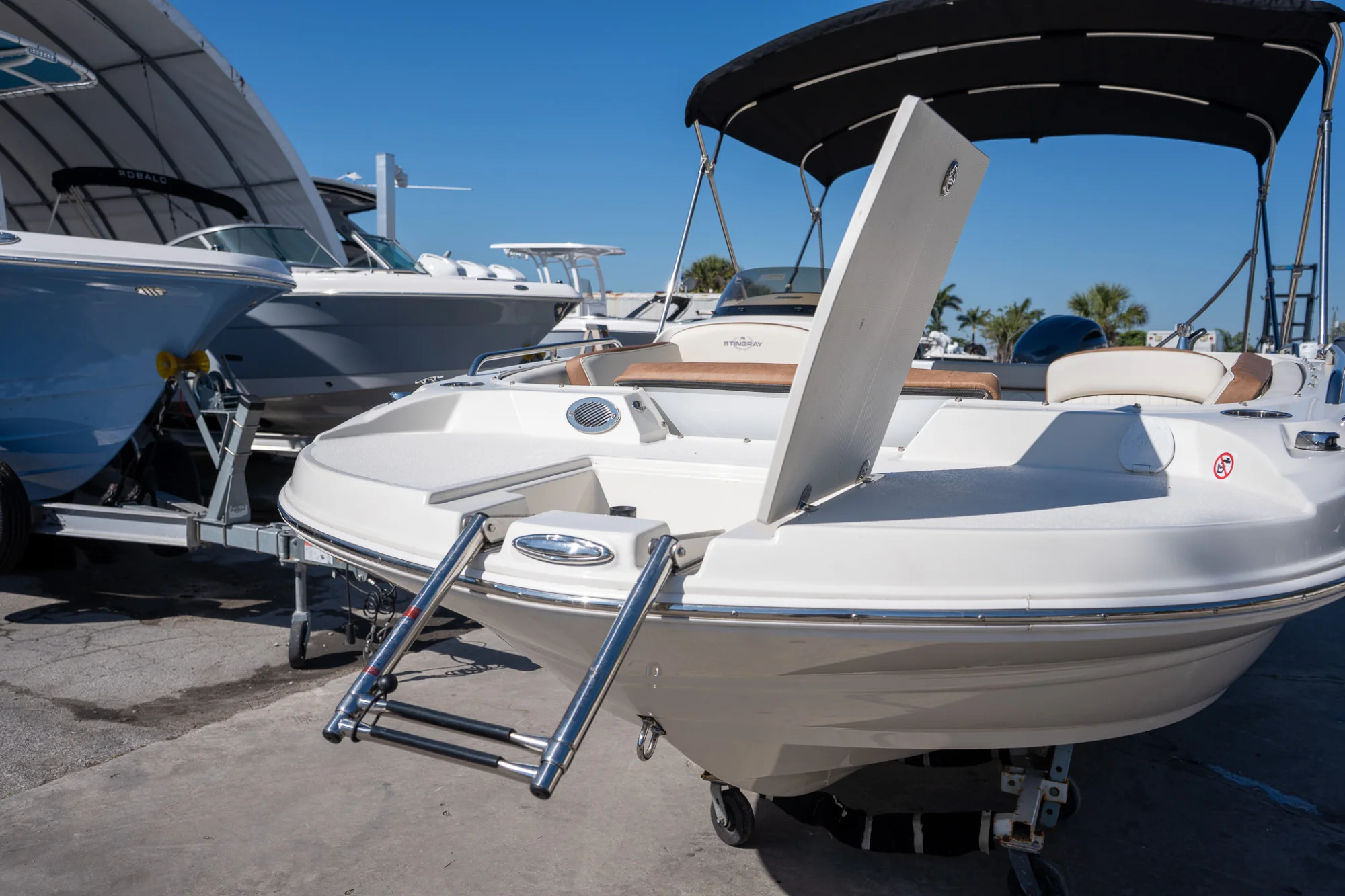 2024 STINGRAY 192SC - Image 5