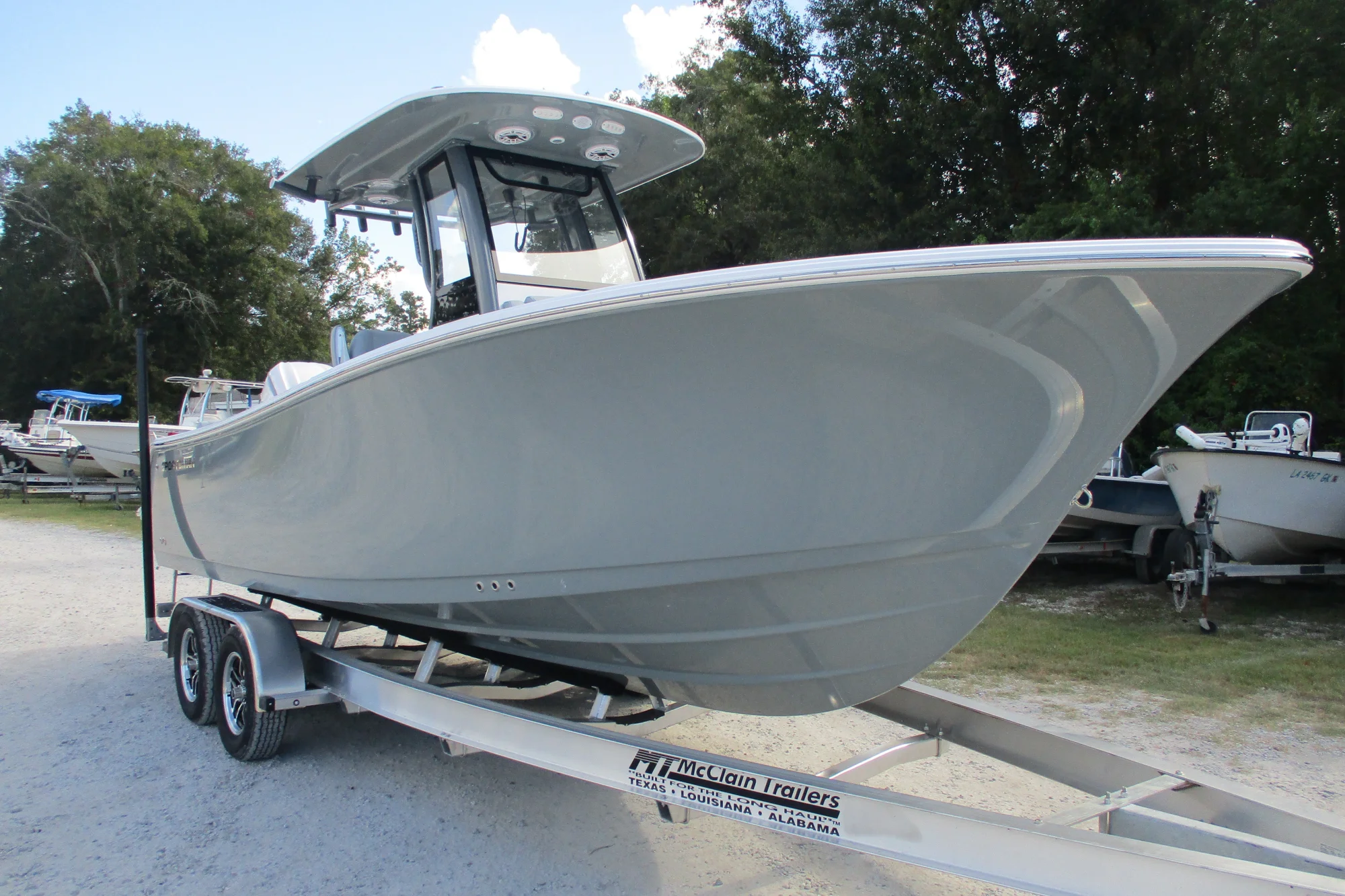 2027 Sportsman Heritage 231 Center Console - Image 2