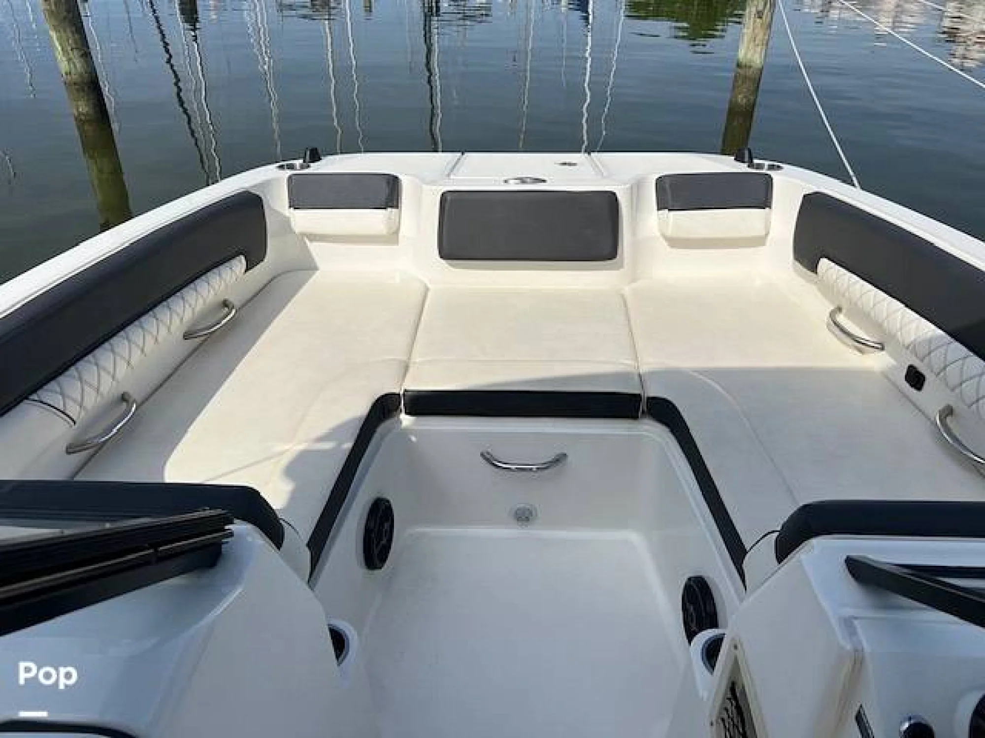 2023 Bayliner DX 2200 - Image 3
