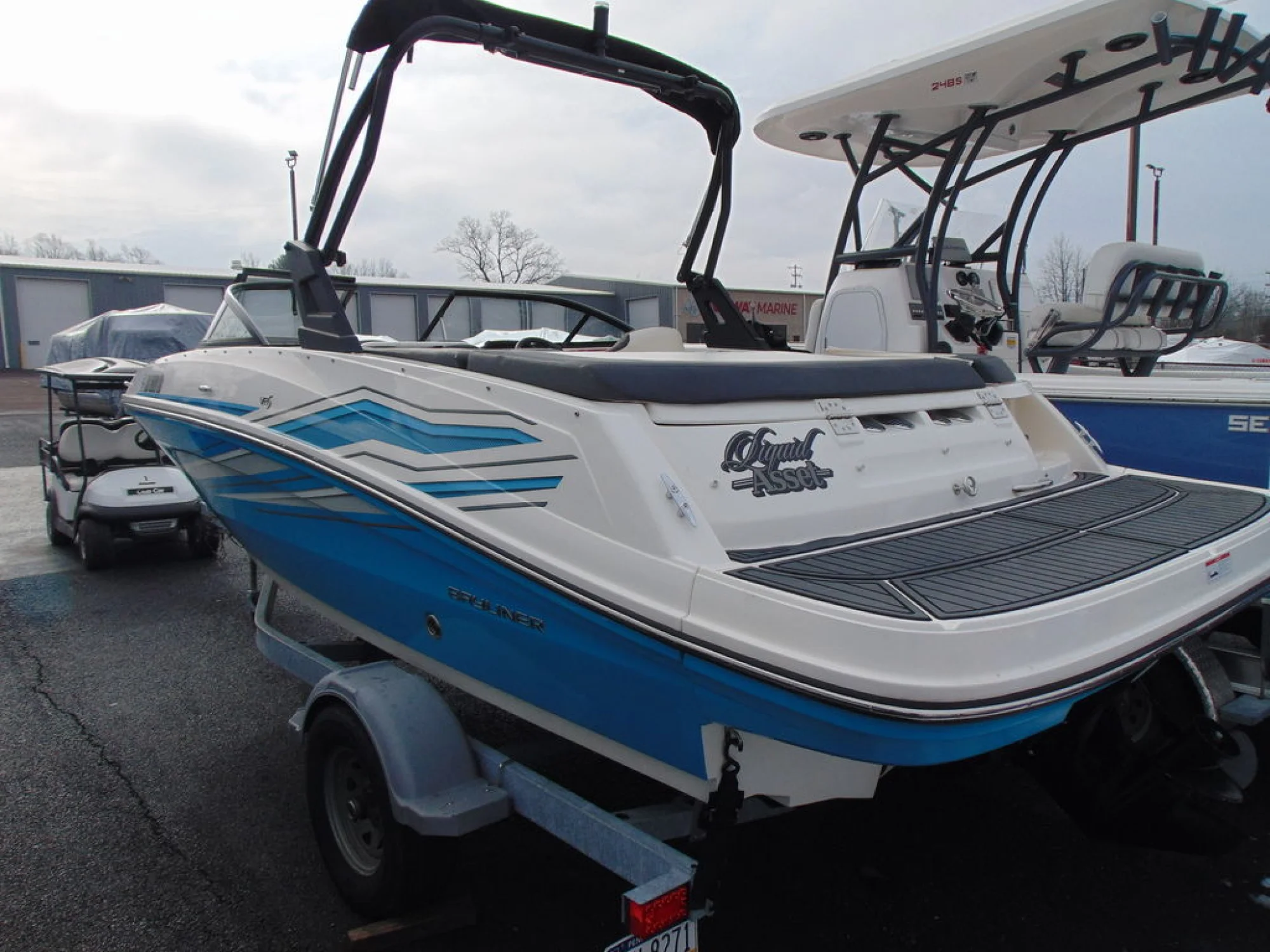 Bayliner VR5 Bowrider - Image 4