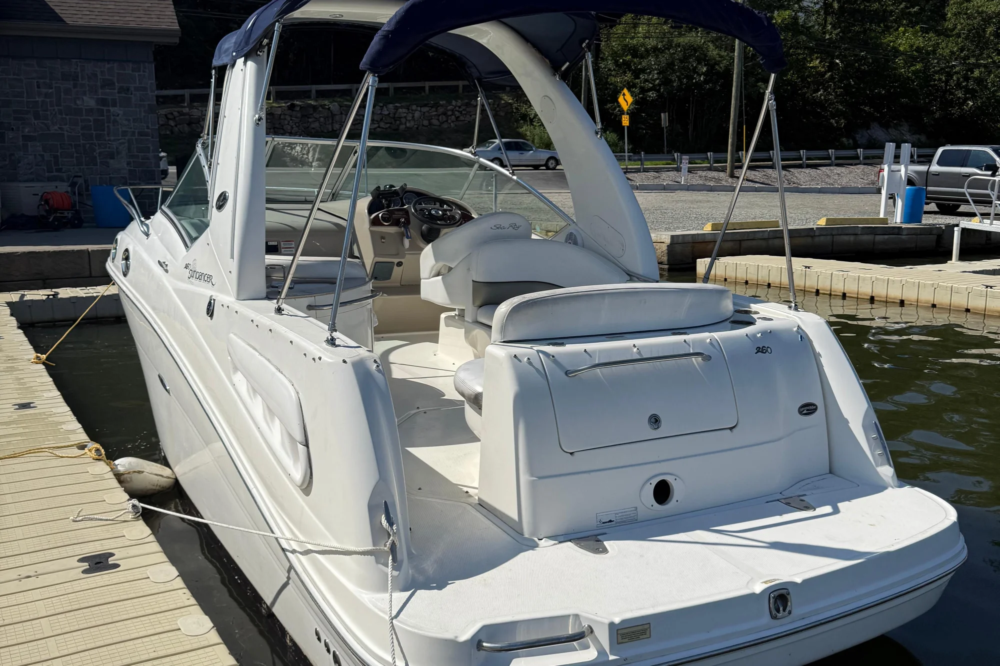 2007 Sea Ray 260 Sundancer - Image 3