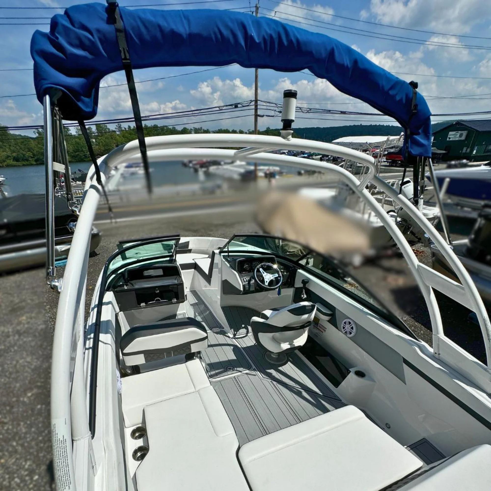 2025 Monterey M-205 - Image 4