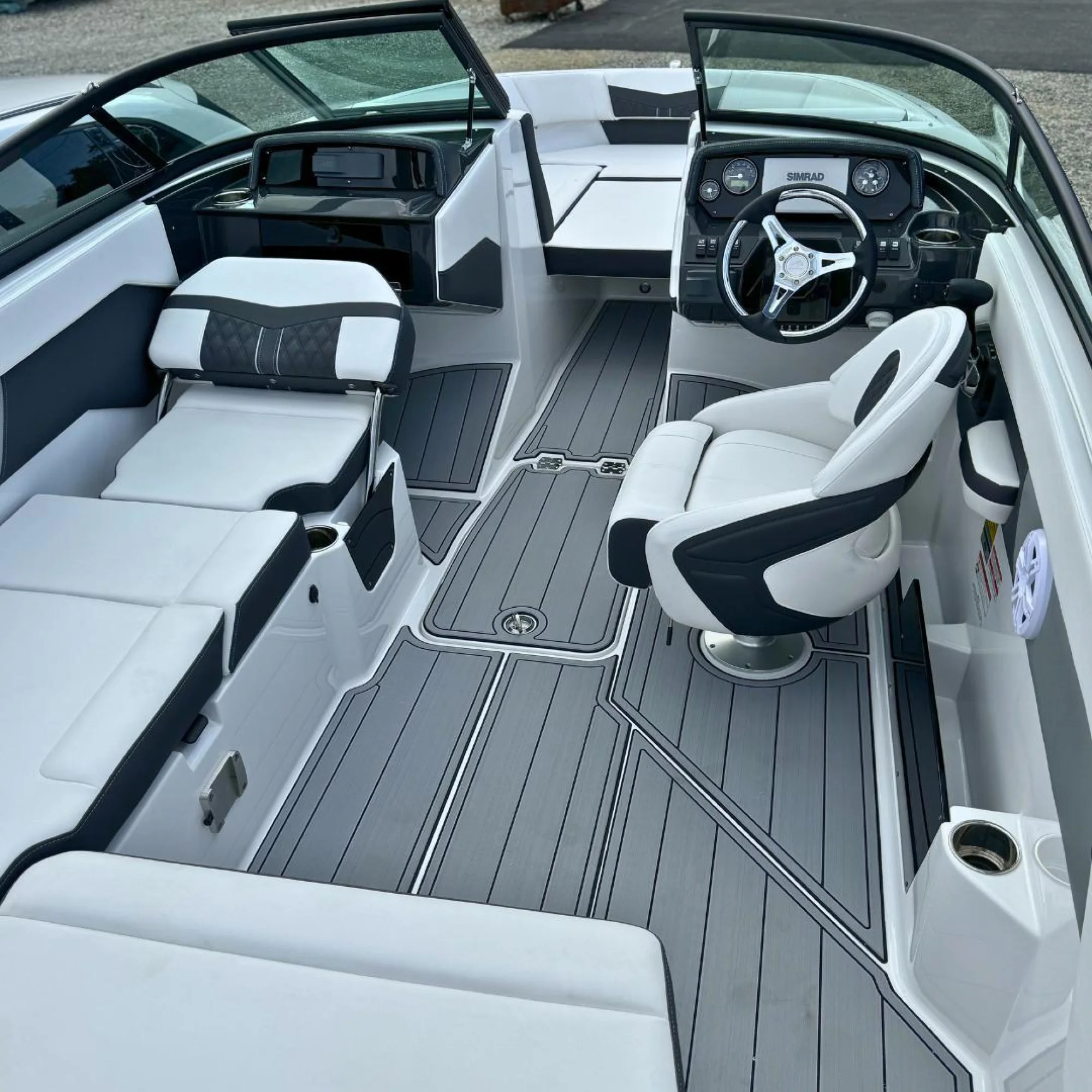 2025 Monterey M-205 - Image 4