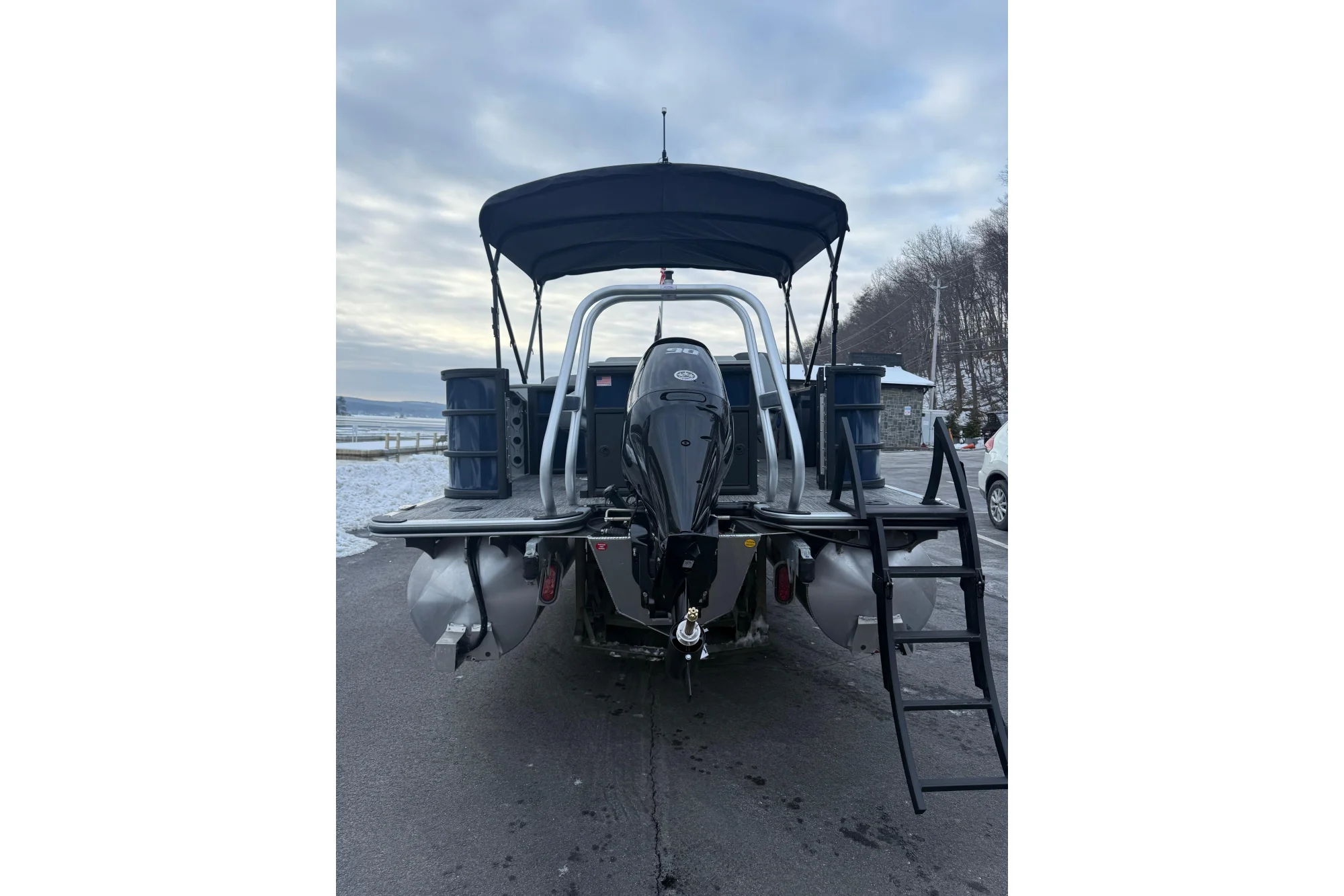 2026 Bentley Pontoons 200 Fish-N-Cruise - Image 3