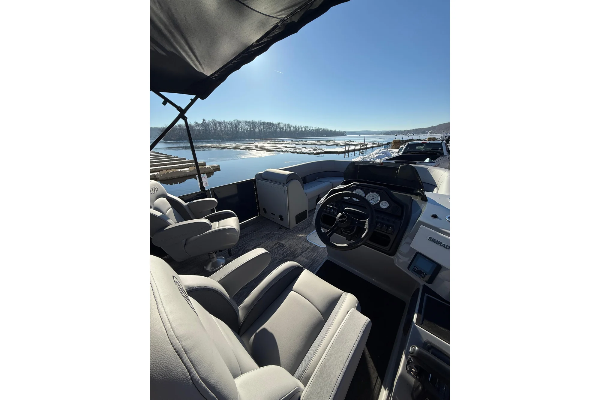 2026 Bentley Pontoons Legacy 243 Navigator - Image 5