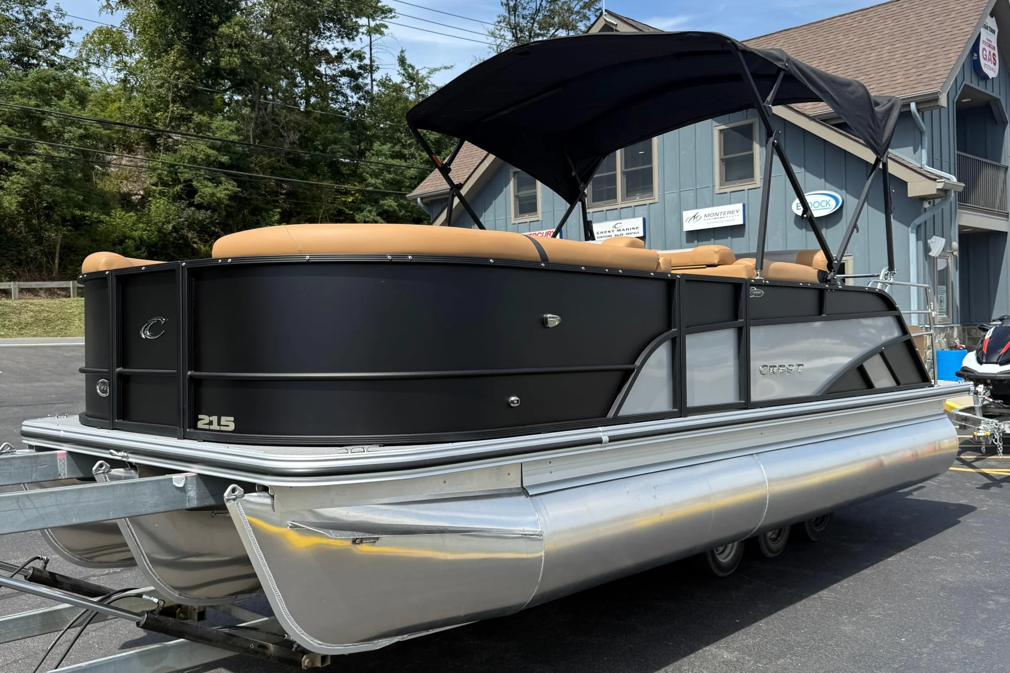 2026 Crest Conquest 215 SLS
