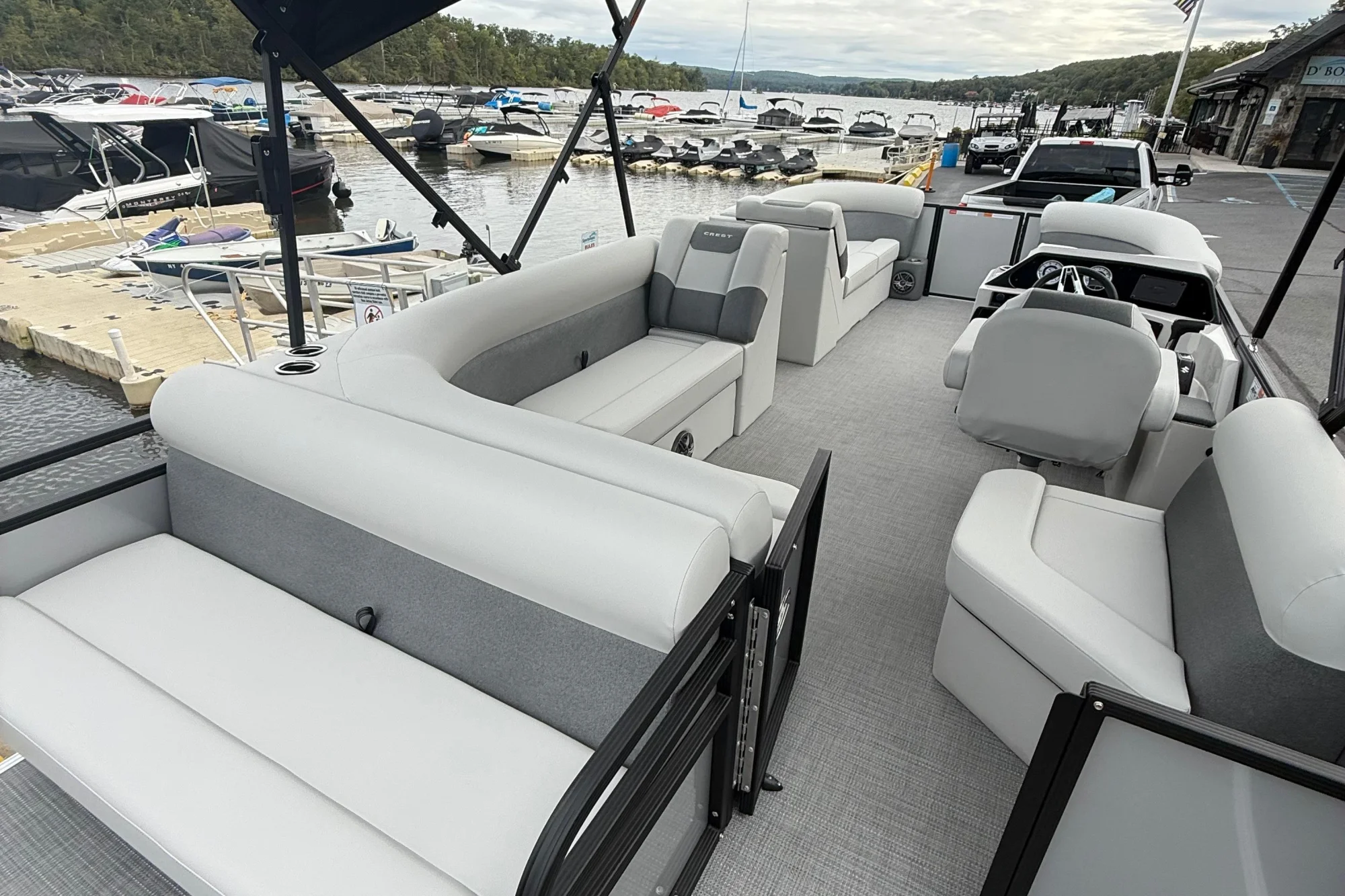 2026 Crest Conquest SE 220 Cruise - Image 4