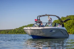 2026 Yamaha AR220