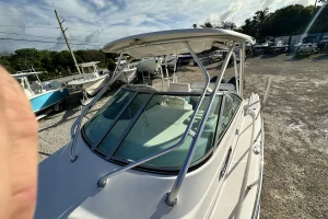 2016 Robalo R265 image 23