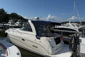 2003 Rinker 312 fiesta vee