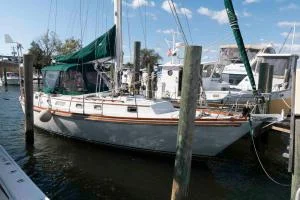 Bristol 41.1 Center Cockpit