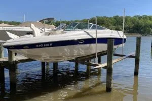 Rinker 282 Captiva Bowrider