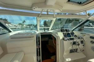 Tiara Yachts 3200 Open