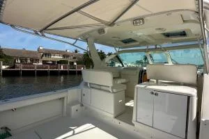 Tiara Yachts 3200 Open