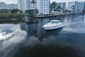 Tiara Yachts 3900 Sovran