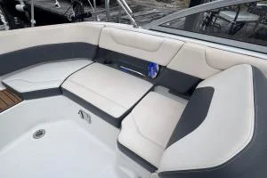 Chaparral 230 Suncoast