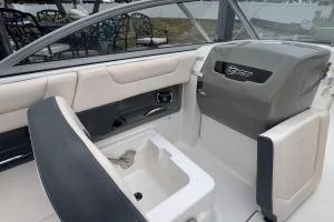 Chaparral 230 Suncoast