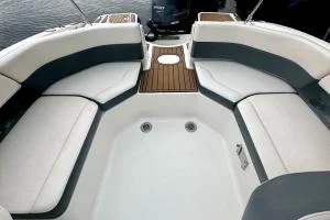 Chaparral 230 Suncoast