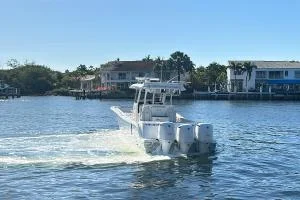 Sea Fox 368 Commander