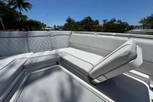 Sea Fox 368 Commander