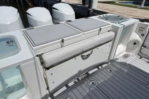 Sea Fox 368 Commander