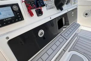 Sea Fox 368 Commander