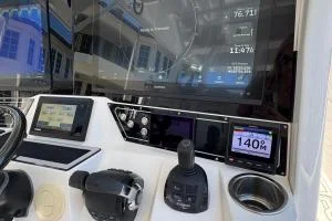 Sea Fox 368 Commander