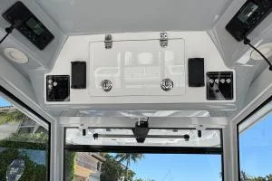 Sea Fox 368 Commander