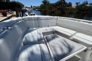 Sea Fox 368 Commander