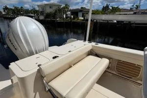 Grady-White Fisherman 236