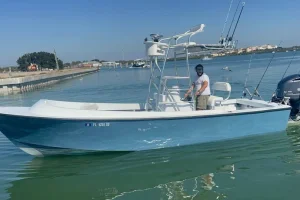 1974 Aquasport 240 Center Console