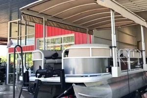 2025 Sun Tracker Party Barge 16 DLX